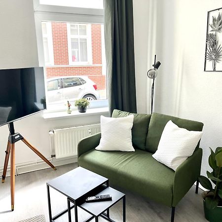 Endless: Studio Mit Netflix + Workstation Im Zentrum Шверін Екстер'єр фото